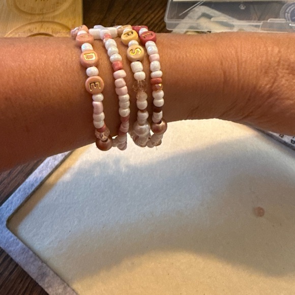 Bride Themed Beaded Bracelet Set - Picture 3 of 5